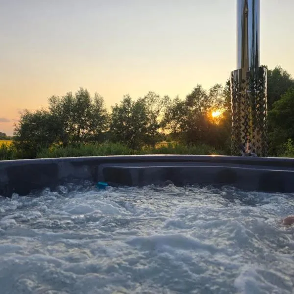 F4B Domek & Strzelnica Fort 4 Borowa - odpoczynek, relaks, sport, sauna, hotel in Borowa