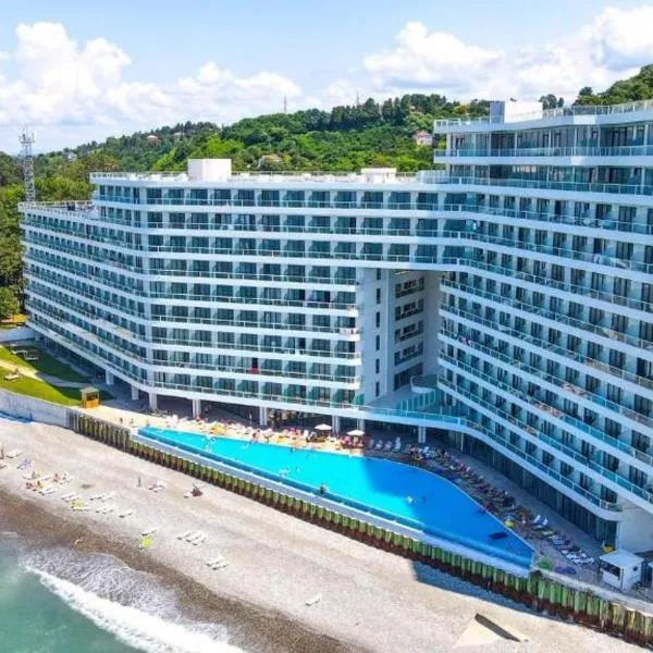 ბამბუ ბიჩ ციხისძირი bamboo beach tsikhisdziri, hotel in Tsikhisdziri