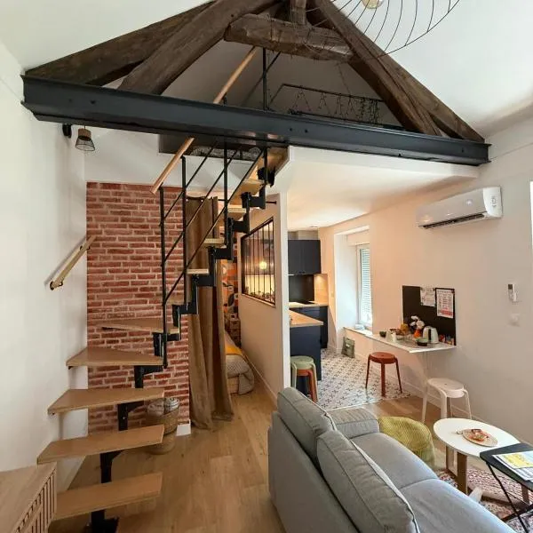 Maison Sorbier - Appartement 2, hotel in Nevers