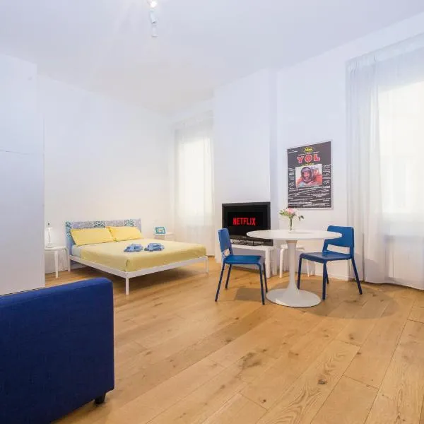 Monolocale nel cuore di Genova, hotel v Janove