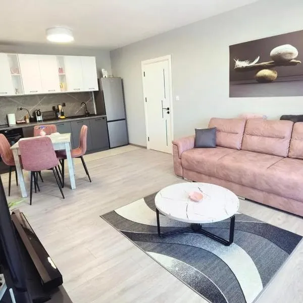 Candy 26 Apartment, hotel v destinaci Velingrad