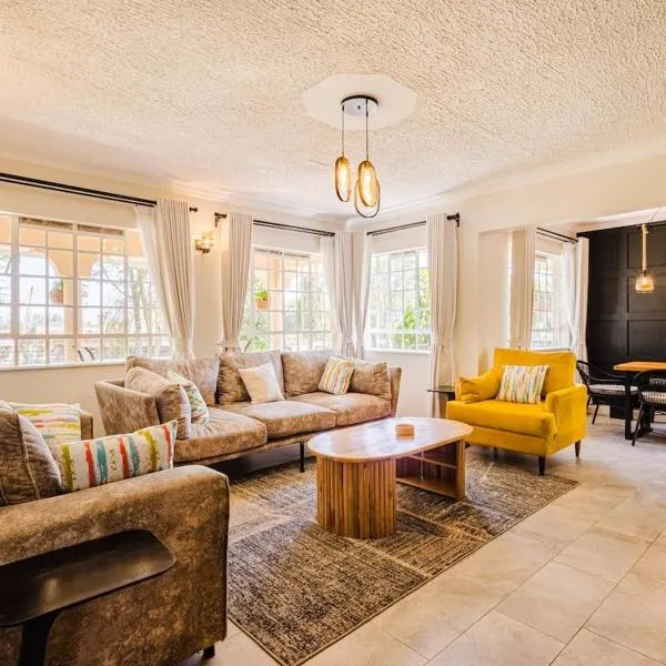 Nakuru Stay 3 Bed 2 En-suite with Sleek Dining, hotel in Nakuru
