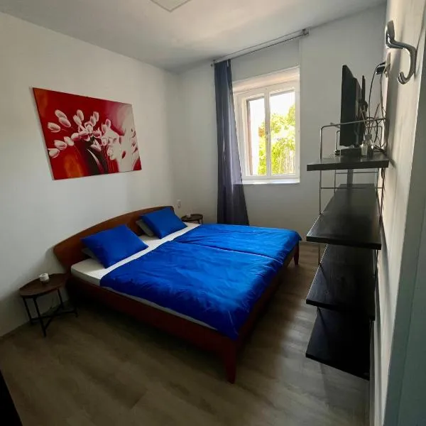 Izola center 2, hotell sihtkohas Izola