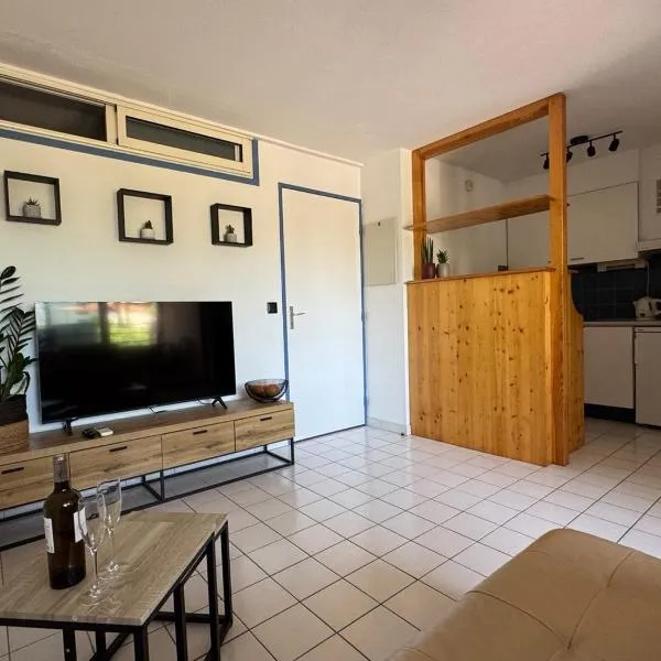 Port-Argeles T2 Cabine et parking, hotel in Argelès-sur-Mer