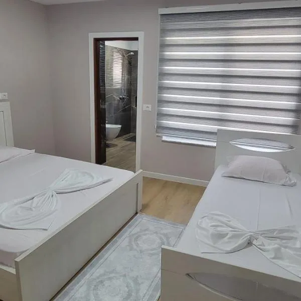 Vila Arbër 7, khách sạn ở Pogradec