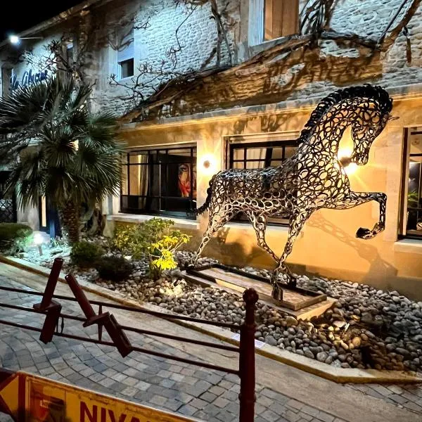 La glycine hotel, spa et bien-être, khách sạn ở Bénouville