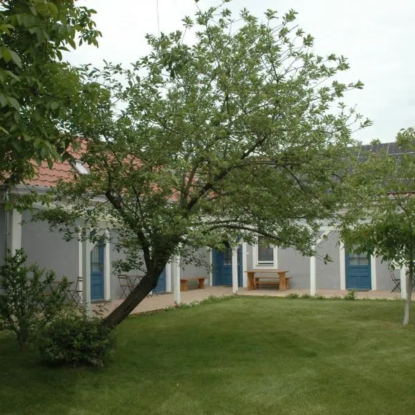 Szerencsepatkó Vendégház, hotel v destinaci Cserszegtomaj