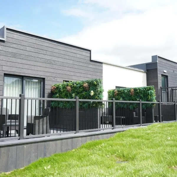 The Knowes Hotel & Restaurant, hotel v destinaci Macduff