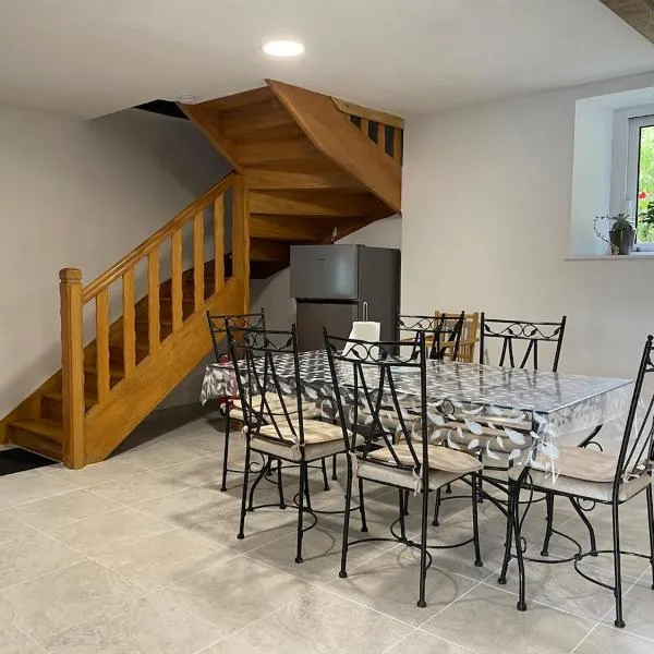 Longère Brittany Center, hotel i Saint-Tugdual