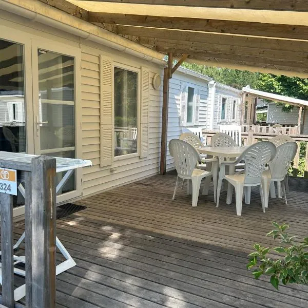 Cozy bungalow, hotel v destinaci Ivry-la-Bataille