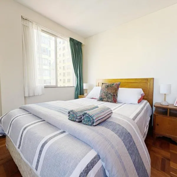 Apartamento con hermosa vista y soleado en Sopocachi, hotel in La Paz