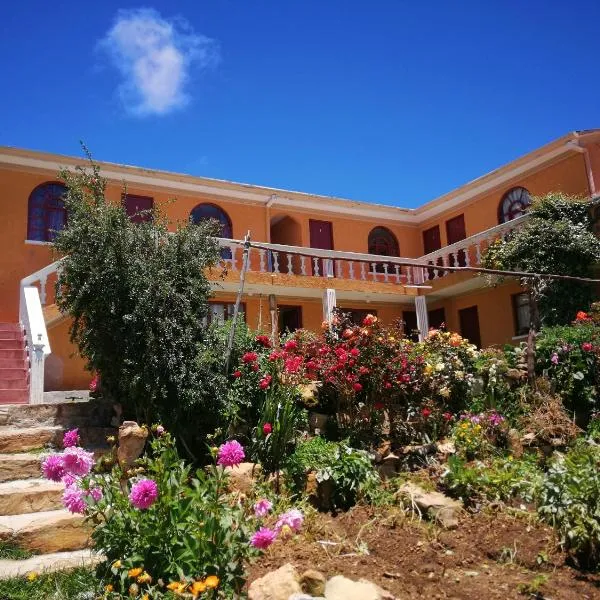 Hostal del Sol Isla del Sol, hotel in Isla de Sol
