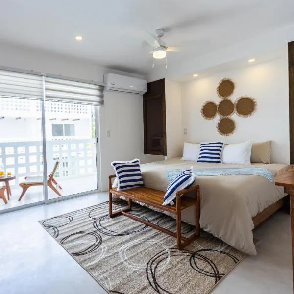 Nature and beach, готель в Тулумі