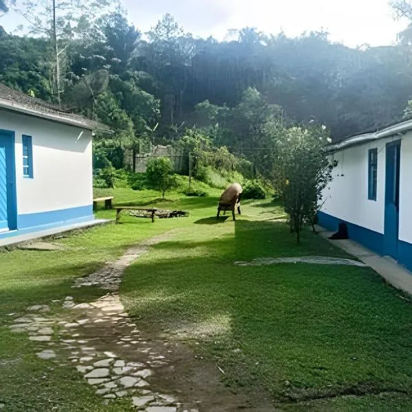 Juquitiba में, होटल Vila de Casas de Campo Rústica e Aconchegante na Mata Atlântica