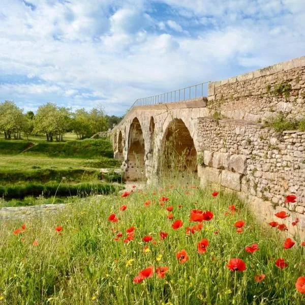 La grange du Luberon, hotel v destinácii Bonnieux
