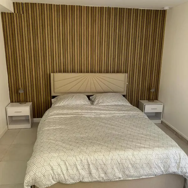 Two-room apartment, Hotel in Villiers-le-Bel