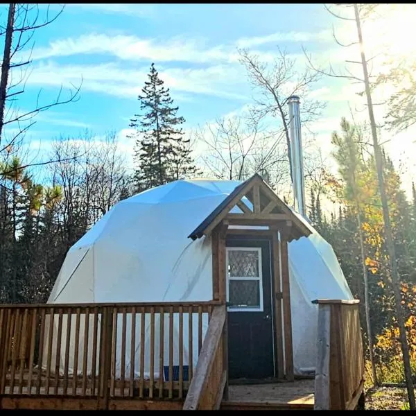 Glamping with the Stars, Aquarius, hotel in Hadashville