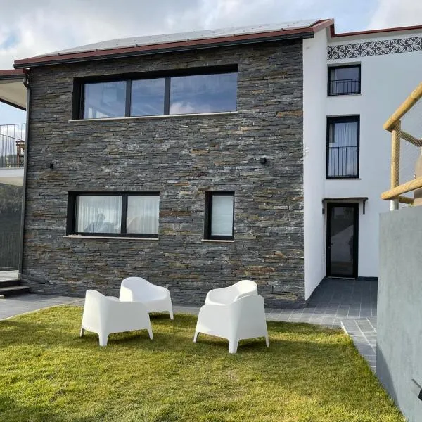 Serradinho Country House, hotel din Vale Serrão