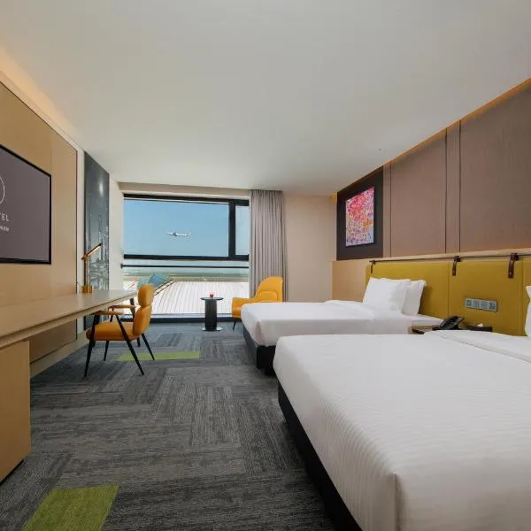 Shanghai Pudong Airport Hotel - photo 2