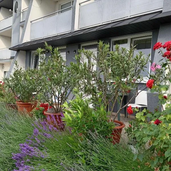 Apartmany Fantagiro, hotel v destinaci Kaluža