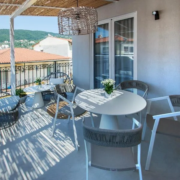 Georgia apartments and suites in town, hotel a Città di Skiathos