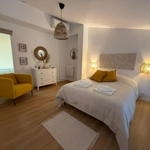 Superbe F2 Duplex Proche Paris & Disneyland, ξενοδοχείο σε Neuilly-sur-Marne