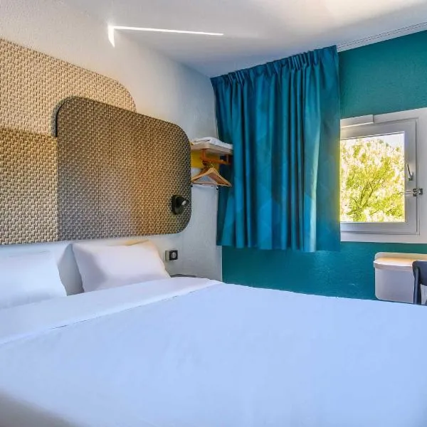 B&B HOTEL Nîmes Caissargues, hotel in Caissargues