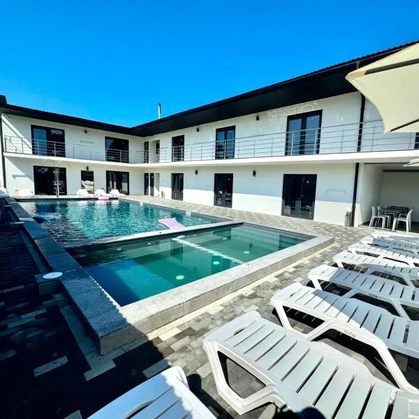 Hotel Elena Solotvino, hotelli kohteessa Solotvino