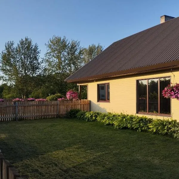 Loo puhkemaja Saaremaal, hotel in Kudjape