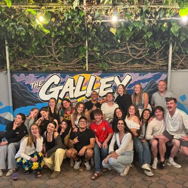 The Galley Party Hostel, hotel en Shkodër