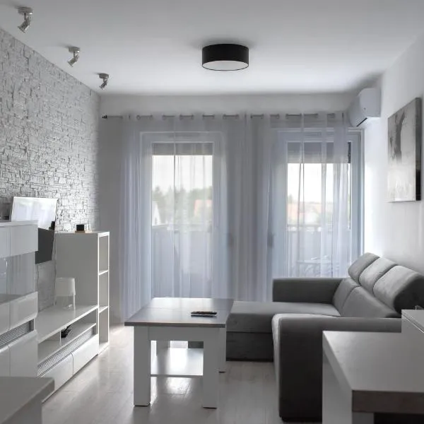 RentPlanet - Apartament przy Lotnisku, hotell i Poznań