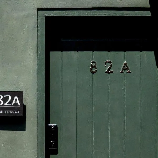 82A Dalston Lane Terrace, hotel in London
