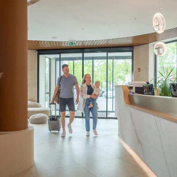 Hotel Marina Port, hotell sihtkohas Balatonkenese