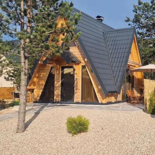 LandHaus Tri Vikendice - Idiličan boravak u prirodi Blidinja, hotel v destinaci Risovac