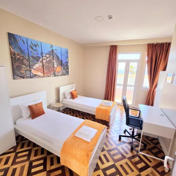 A ver o mar rooms - Santa Cruz city center, hotel in Santa Cruz