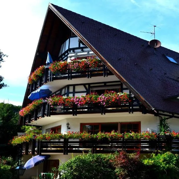 Haus Bachschwalbe, hotel v destinaci Sasbachwalden