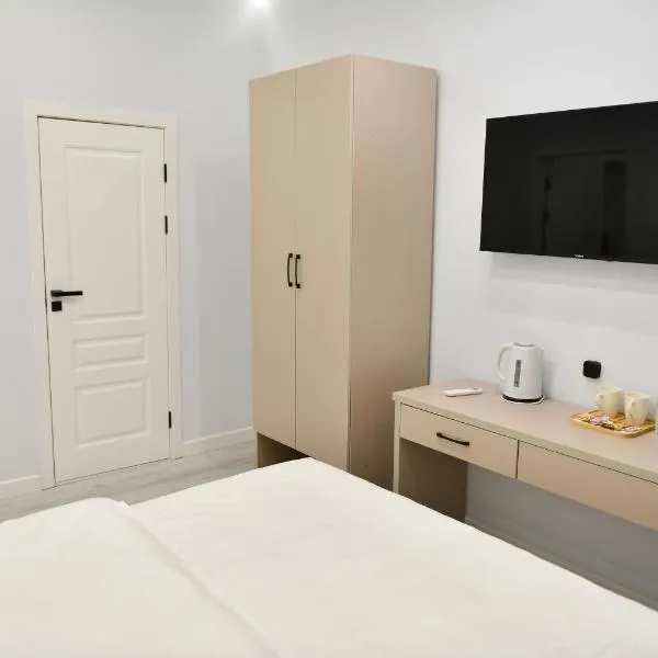 QUT Hotel, hotel v destinaci Almaty