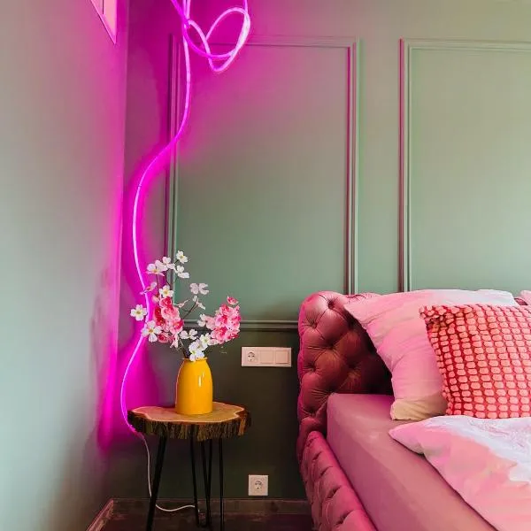 PenthouseNeuruppin direkt am See โรงแรมในนอยรุพพิน