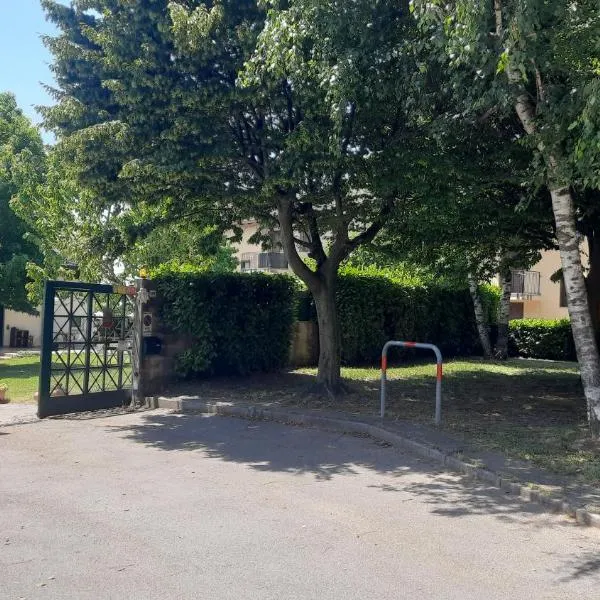 Villa Sara, hotel in Lecco