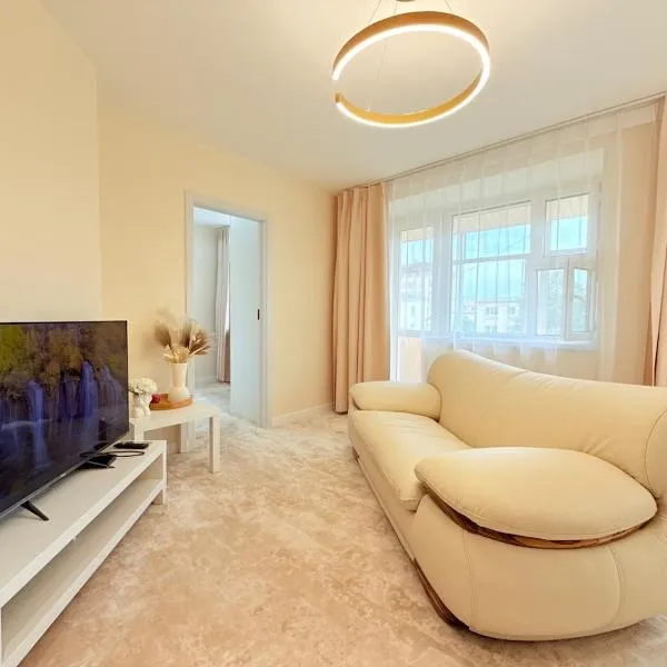 Modern 2BR Next to Dept Store, hotel in Ulaanbaatar