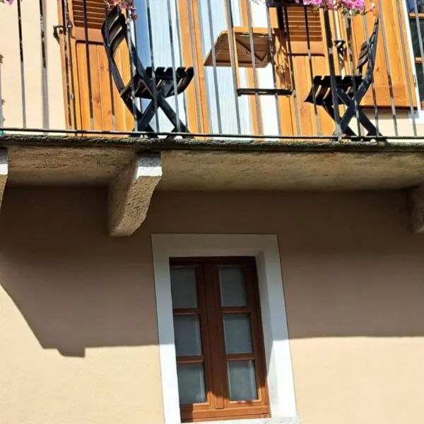 Holiday Room Gelsomino, hotel a San Bernardino Verbano