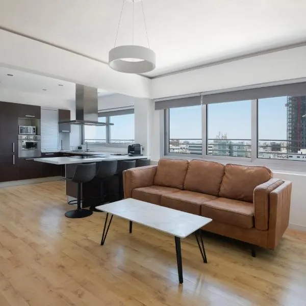 Urban Condo 10th Floor - 2 Bdr, hotel a Nicosia