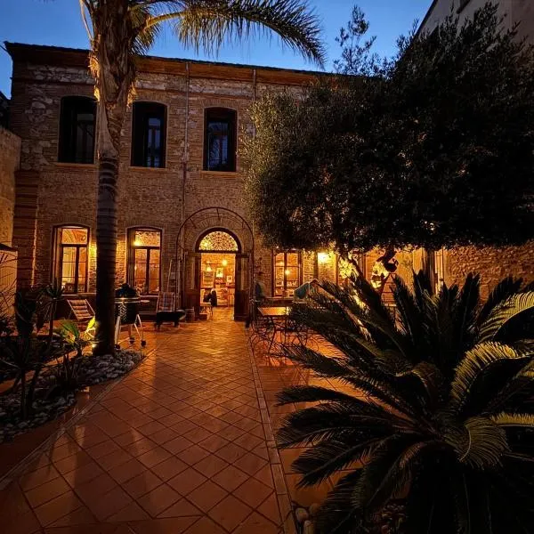 El Castell Embruixat, hotel a Saint-Hippolyte