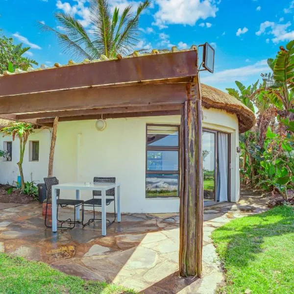 Shrimp Lane Cottages, Sea Horse Chalet, hotel in Ballito