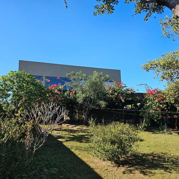 Ampla casa linda vista