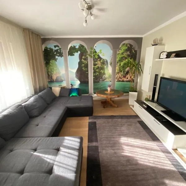Andrada Holiday House, hotel in Oradea