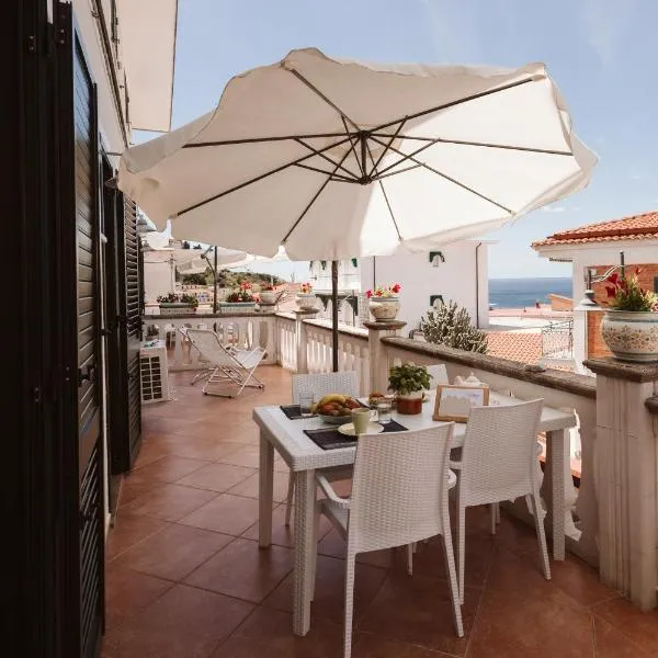 Casa Vacanze Rosy " Nel Centro", hótel í Palinuro