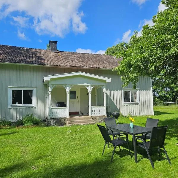 Lillstugan Albohult, hotel in Hok