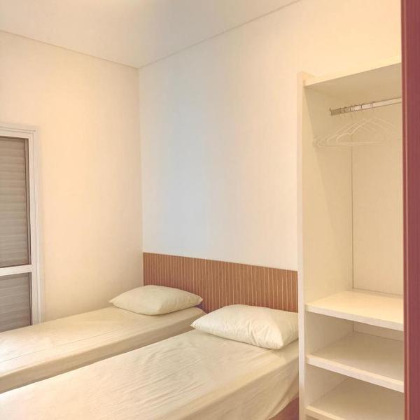 Apt 4min to Beach with AC, Pool, Sauna & BBQ - Foto 2