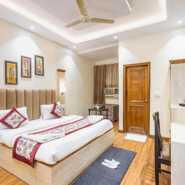 Hotel Garden View - Near Karol Bagh Metro Station and Gaffar Market